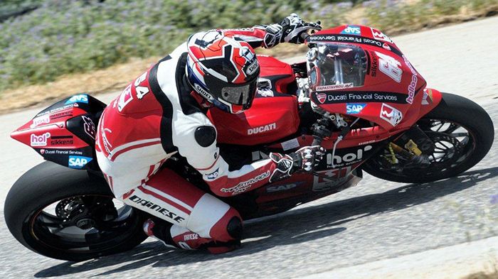 Ο Παπασταύρου κέρδισε τη μάχη με τον Σπηλιώτη για την τρίτη θέση, παίρνοντας το πρώτο του βάθρο στη μεγάλη κατηγορία στην πίστα των Μεγάρων!